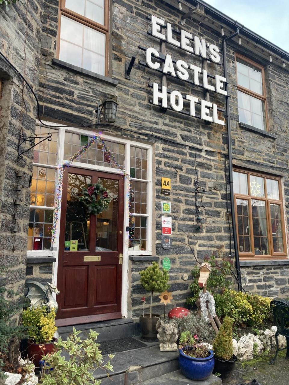 Elen'S Castle Hotel Dolwyddelan Eksteriør billede