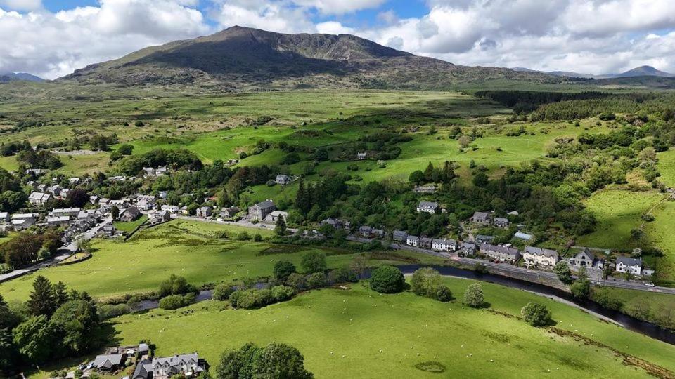Elen'S Castle Hotel Dolwyddelan Eksteriør billede