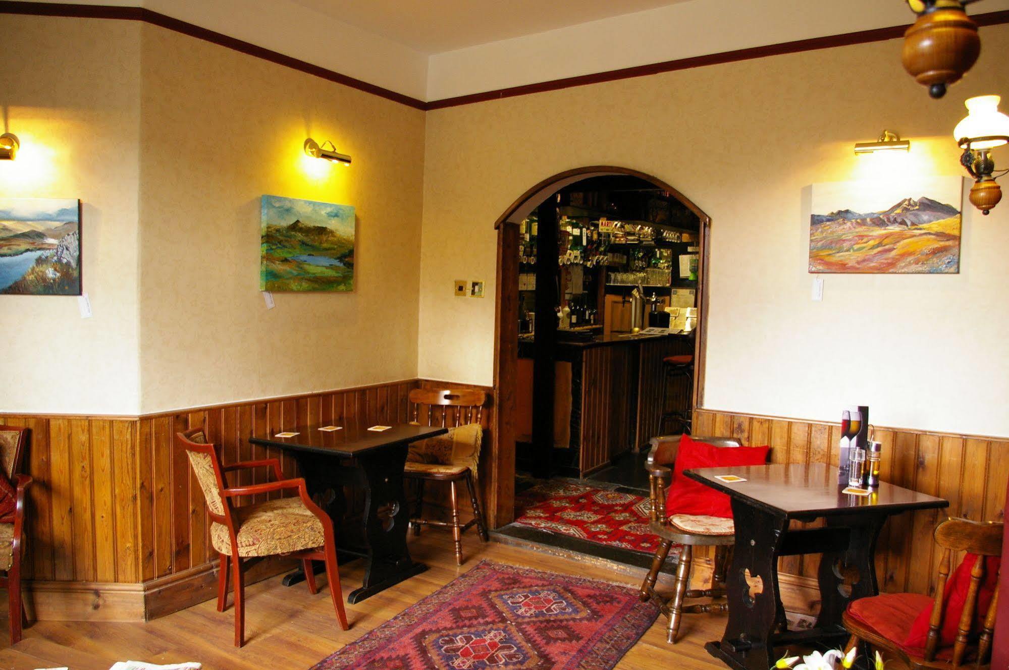 Elen'S Castle Hotel Dolwyddelan Eksteriør billede