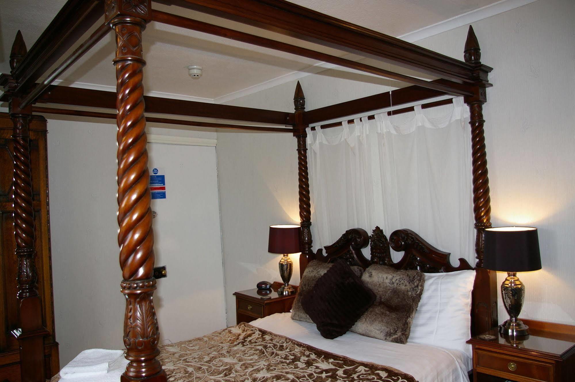 Elen'S Castle Hotel Dolwyddelan Eksteriør billede